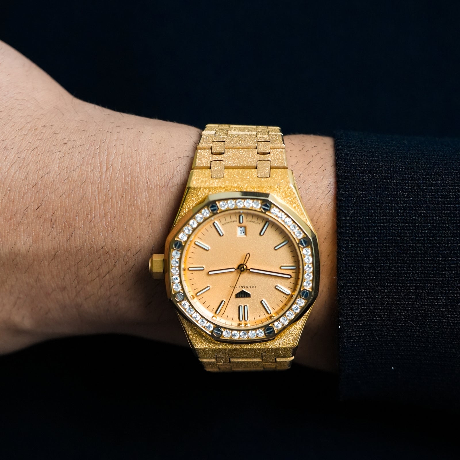 GJR Frosted Gold